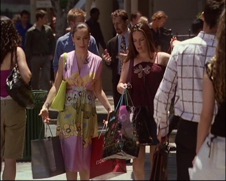 Charmed-Online_dot_net-8x01StillCharmedAndKicking0887.jpg Charmed-Online_dot_net-8x01StillCharmedAndKicking0887.jpg