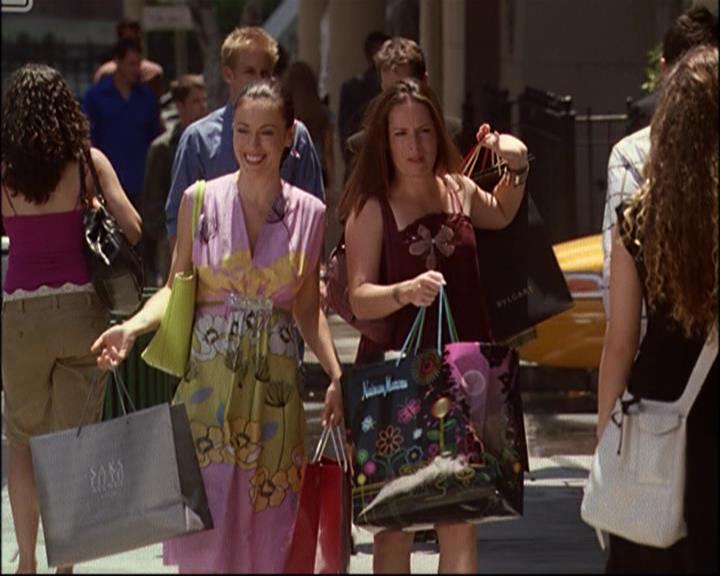 Charmed-Online_dot_net-8x01StillCharmedAndKicking0889.jpg Charmed-Online_dot_net-8x01StillCharmedAndKicking0889.jpg