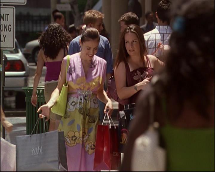 Charmed-Online_dot_net-8x01StillCharmedAndKicking0891.jpg Charmed-Online_dot_net-8x01StillCharmedAndKicking0891.jpg