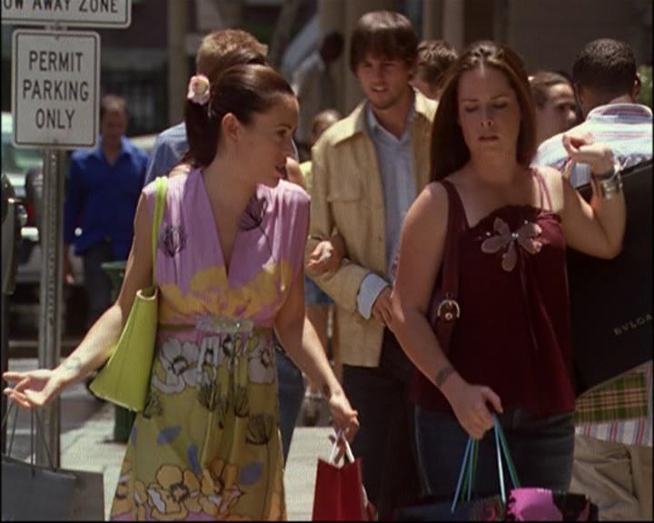 Charmed-Online_dot_net-8x01StillCharmedAndKicking0900.jpg Charmed-Online_dot_net-8x01StillCharmedAndKicking0900.jpg