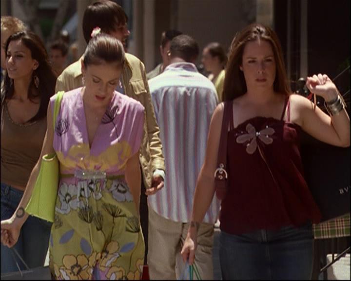 Charmed-Online_dot_net-8x01StillCharmedAndKicking0902.jpg Charmed-Online_dot_net-8x01StillCharmedAndKicking0902.jpg