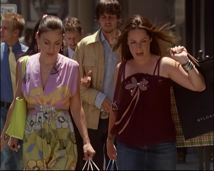 Charmed-Online_dot_net-8x01StillCharmedAndKicking0905.jpg Charmed-Online_dot_net-8x01StillCharmedAndKicking0905.jpg