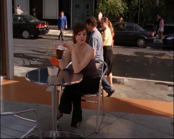 Charmed-Online_dot_net-8x01StillCharmedAndKicking1081.jpg Charmed-Online_dot_net-8x01StillCharmedAndKicking1081.jpg