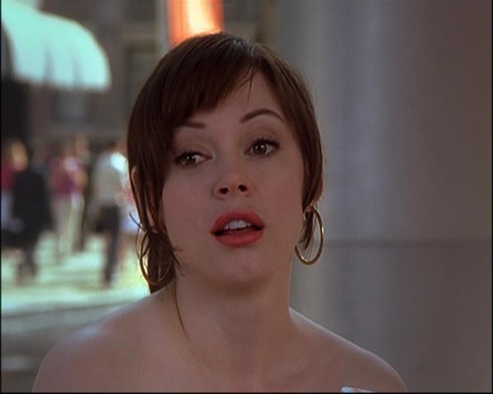 Charmed-Online_dot_net-8x01StillCharmedAndKicking1086.jpg Charmed-Online_dot_net-8x01StillCharmedAndKicking1086.jpg