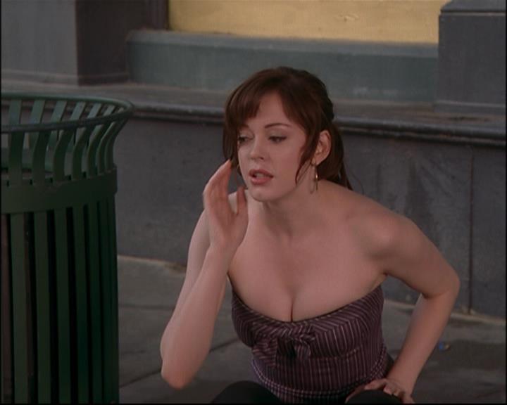 Charmed-Online_dot_net-8x01StillCharmedAndKicking1151.jpg Charmed-Online_dot_net-8x01StillCharmedAndKicking1151.jpg