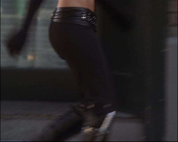 Charmed-Online_dot_net-8x01StillCharmedAndKicking1158.jpg Charmed-Online_dot_net-8x01StillCharmedAndKicking1158.jpg