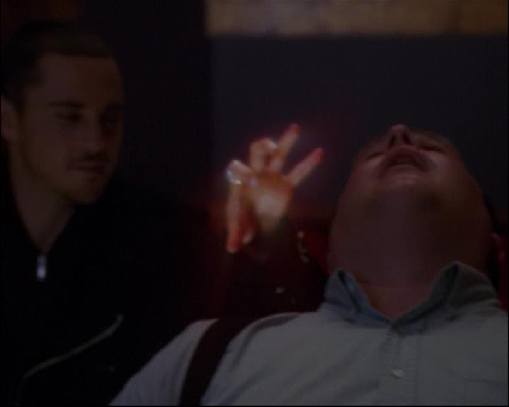 Charmed-Online_dot_net-8x01StillCharmedAndKicking1186.jpg Charmed-Online_dot_net-8x01StillCharmedAndKicking1186.jpg