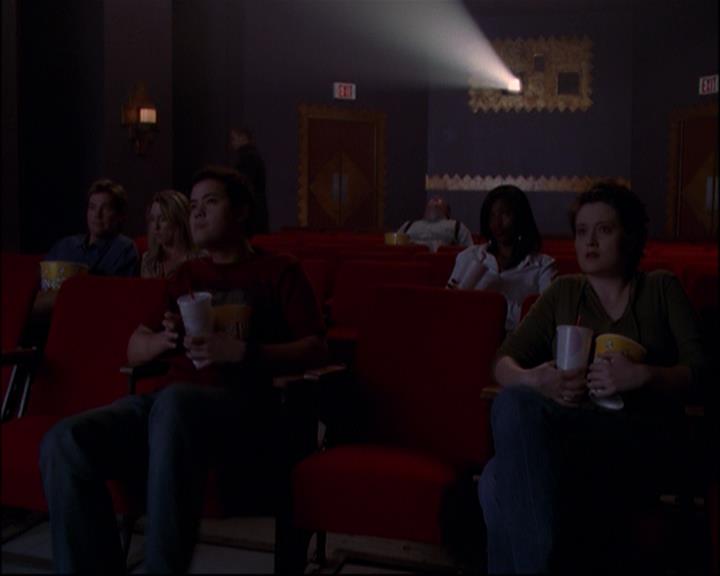 Charmed-Online_dot_net-8x01StillCharmedAndKicking1191.jpg Charmed-Online_dot_net-8x01StillCharmedAndKicking1191.jpg