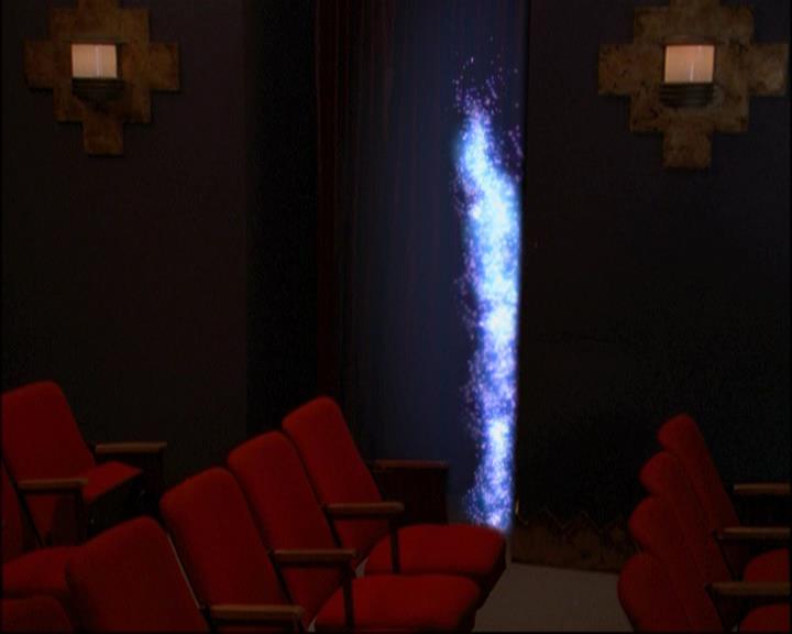 Charmed-Online_dot_net-8x01StillCharmedAndKicking1194.jpg Charmed-Online_dot_net-8x01StillCharmedAndKicking1194.jpg