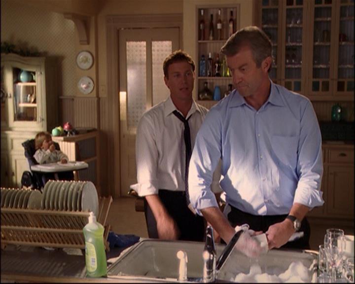 Charmed-Online_dot_net-8x01StillCharmedAndKicking1266.jpg Charmed-Online_dot_net-8x01StillCharmedAndKicking1266.jpg