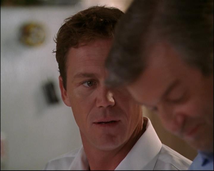 Charmed-Online_dot_net-8x01StillCharmedAndKicking1273.jpg Charmed-Online_dot_net-8x01StillCharmedAndKicking1273.jpg