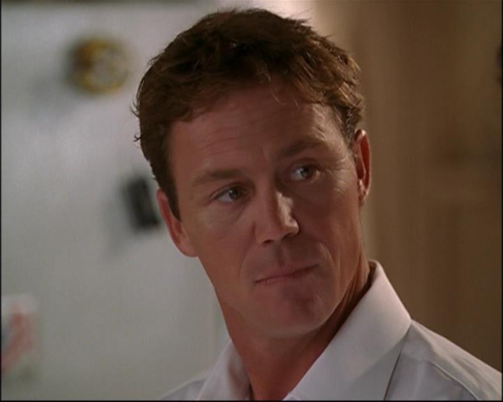 Charmed-Online_dot_net-8x01StillCharmedAndKicking1280.jpg Charmed-Online_dot_net-8x01StillCharmedAndKicking1280.jpg