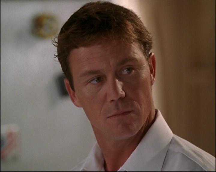 Charmed-Online_dot_net-8x01StillCharmedAndKicking1295.jpg Charmed-Online_dot_net-8x01StillCharmedAndKicking1295.jpg