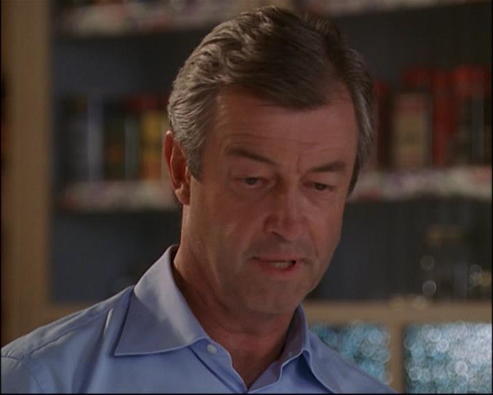 Charmed-Online_dot_net-8x01StillCharmedAndKicking1297.jpg Charmed-Online_dot_net-8x01StillCharmedAndKicking1297.jpg