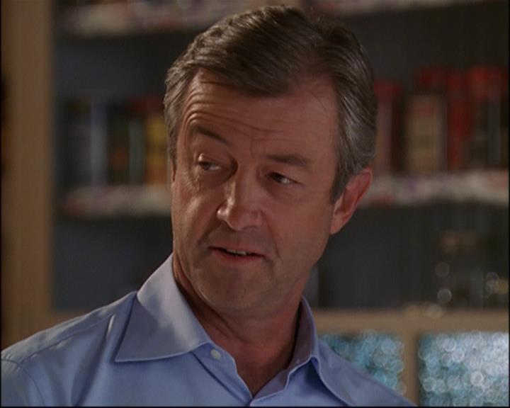 Charmed-Online_dot_net-8x01StillCharmedAndKicking1298.jpg Charmed-Online_dot_net-8x01StillCharmedAndKicking1298.jpg