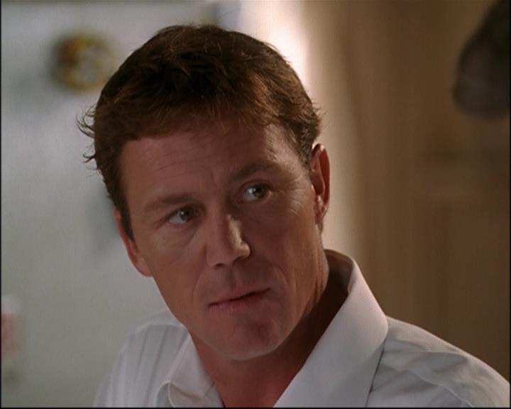 Charmed-Online_dot_net-8x01StillCharmedAndKicking1326.jpg Charmed-Online_dot_net-8x01StillCharmedAndKicking1326.jpg