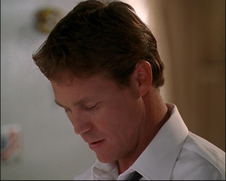 Charmed-Online_dot_net-8x01StillCharmedAndKicking1346.jpg Charmed-Online_dot_net-8x01StillCharmedAndKicking1346.jpg