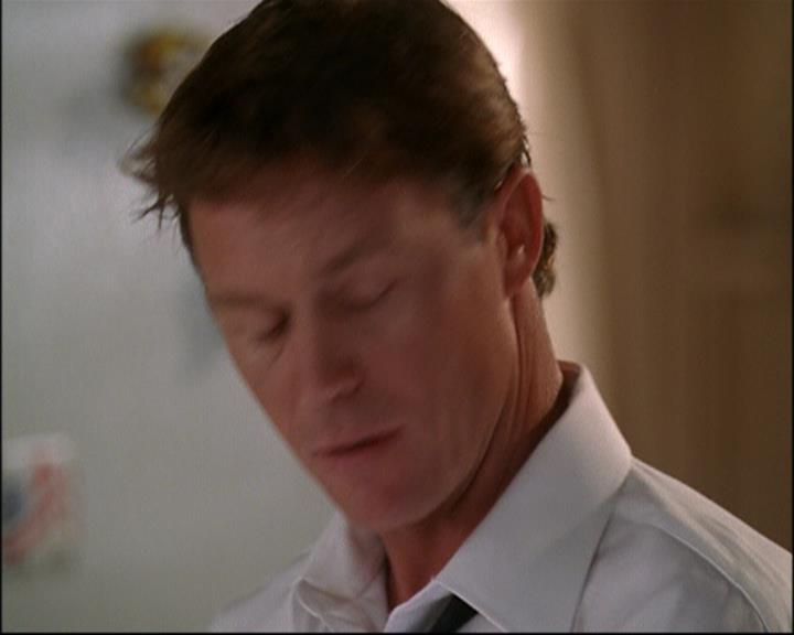 Charmed-Online_dot_net-8x01StillCharmedAndKicking1349.jpg Charmed-Online_dot_net-8x01StillCharmedAndKicking1349.jpg