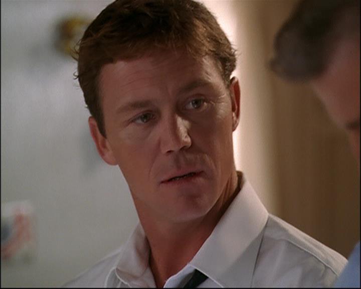 Charmed-Online_dot_net-8x01StillCharmedAndKicking1353.jpg Charmed-Online_dot_net-8x01StillCharmedAndKicking1353.jpg