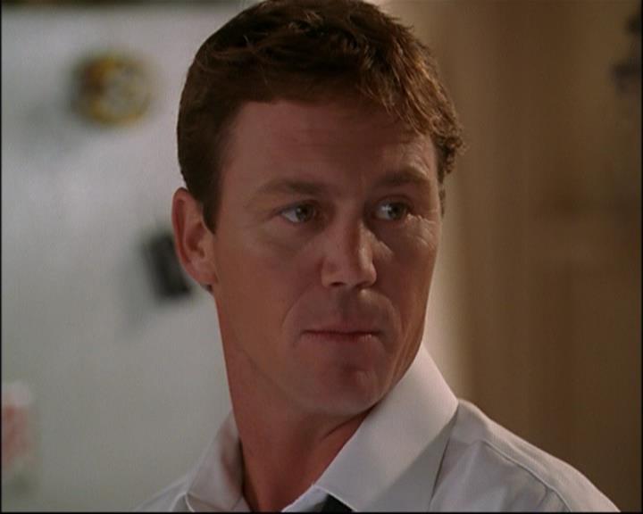 Charmed-Online_dot_net-8x01StillCharmedAndKicking1362.jpg Charmed-Online_dot_net-8x01StillCharmedAndKicking1362.jpg