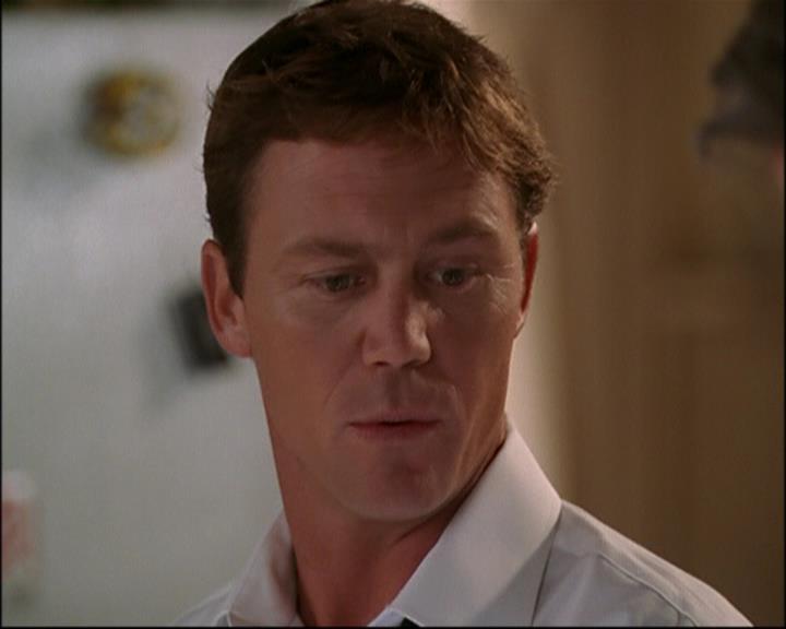 Charmed-Online_dot_net-8x01StillCharmedAndKicking1363.jpg Charmed-Online_dot_net-8x01StillCharmedAndKicking1363.jpg