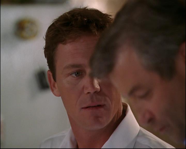 Charmed-Online_dot_net-8x01StillCharmedAndKicking1378.jpg Charmed-Online_dot_net-8x01StillCharmedAndKicking1378.jpg