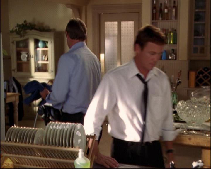 Charmed-Online_dot_net-8x01StillCharmedAndKicking1401.jpg Charmed-Online_dot_net-8x01StillCharmedAndKicking1401.jpg