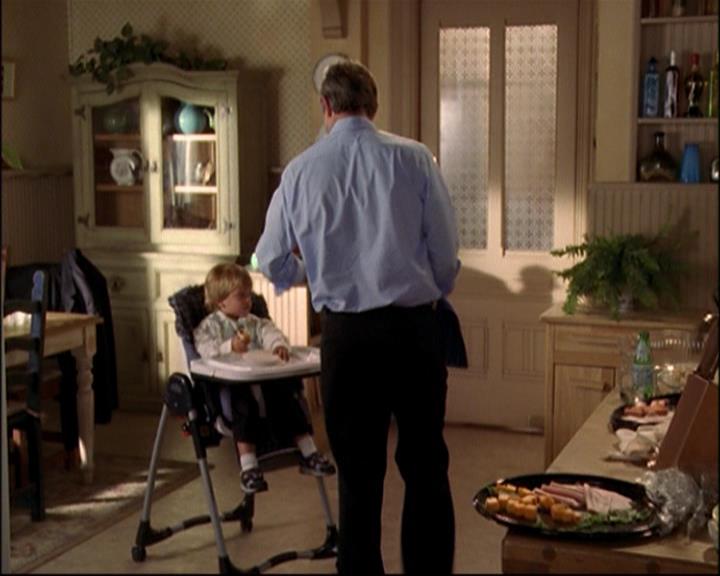 Charmed-Online_dot_net-8x01StillCharmedAndKicking1407.jpg Charmed-Online_dot_net-8x01StillCharmedAndKicking1407.jpg