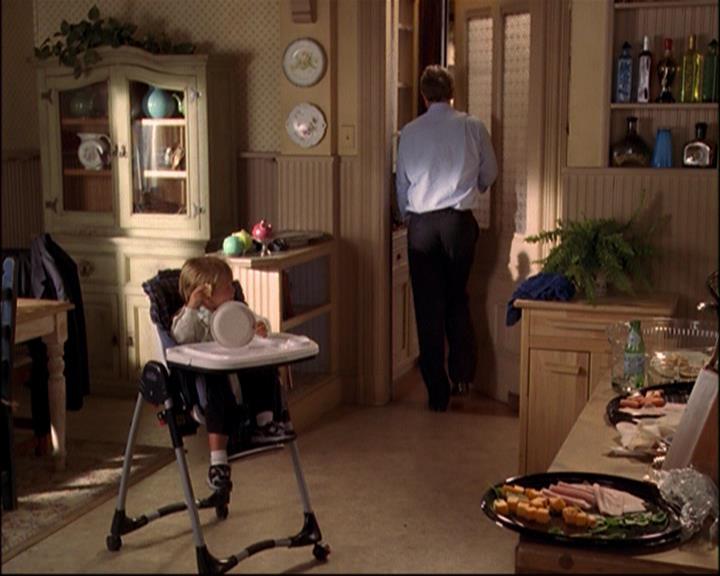 Charmed-Online_dot_net-8x01StillCharmedAndKicking1421.jpg Charmed-Online_dot_net-8x01StillCharmedAndKicking1421.jpg