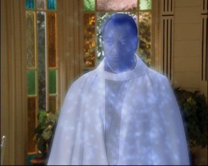 Charmed-Online_dot_net-8x01StillCharmedAndKicking1431.jpg Charmed-Online_dot_net-8x01StillCharmedAndKicking1431.jpg