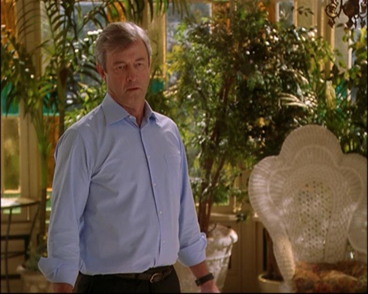 Charmed-Online_dot_net-8x01StillCharmedAndKicking1454.jpg Charmed-Online_dot_net-8x01StillCharmedAndKicking1454.jpg