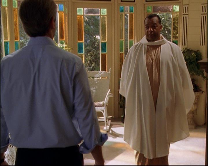 Charmed-Online_dot_net-8x01StillCharmedAndKicking1474.jpg Charmed-Online_dot_net-8x01StillCharmedAndKicking1474.jpg