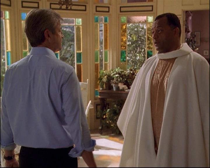 Charmed-Online_dot_net-8x01StillCharmedAndKicking1478.jpg