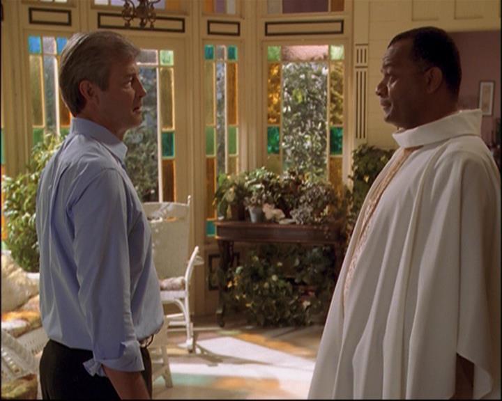 Charmed-Online_dot_net-8x01StillCharmedAndKicking1499.jpg