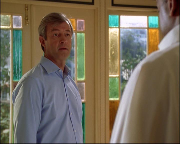 Charmed-Online_dot_net-8x01StillCharmedAndKicking1509.jpg Charmed-Online_dot_net-8x01StillCharmedAndKicking1509.jpg