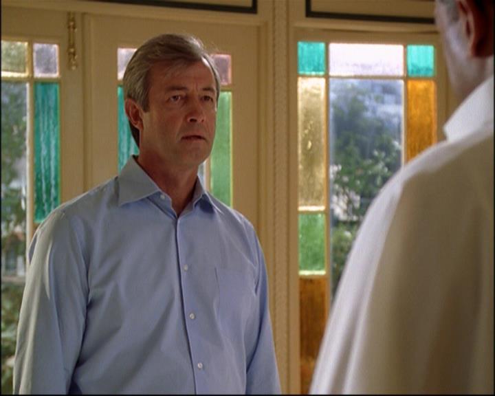 Charmed-Online_dot_net-8x01StillCharmedAndKicking1533.jpg
