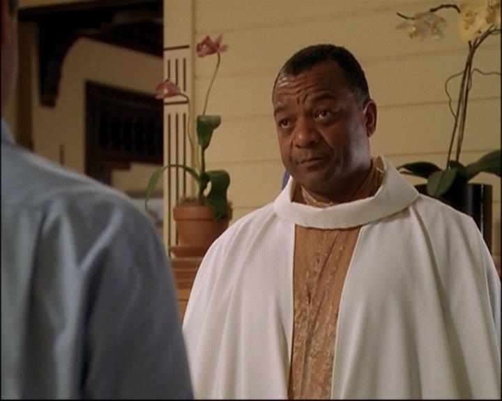 Charmed-Online_dot_net-8x01StillCharmedAndKicking1557.jpg Charmed-Online_dot_net-8x01StillCharmedAndKicking1557.jpg