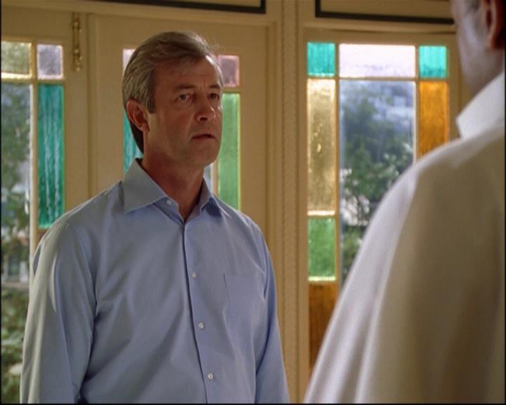 Charmed-Online_dot_net-8x01StillCharmedAndKicking1560.jpg