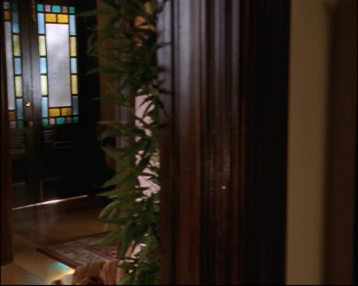 Charmed-Online_dot_net-8x01StillCharmedAndKicking1623.jpg