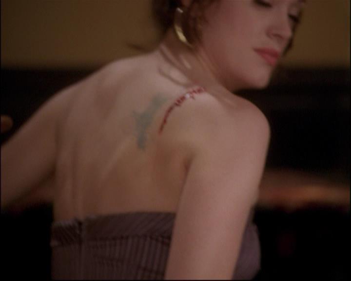 Charmed-Online_dot_net-8x01StillCharmedAndKicking1631.jpg Charmed-Online_dot_net-8x01StillCharmedAndKicking1631.jpg