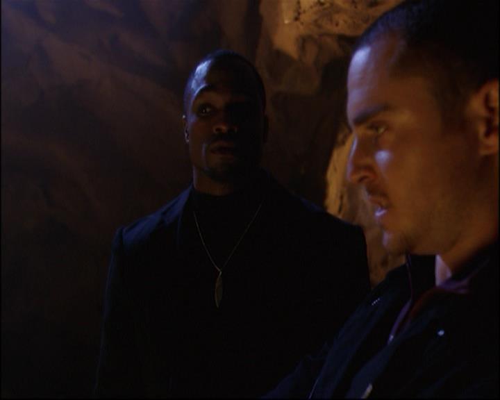 Charmed-Online_dot_net-8x01StillCharmedAndKicking1647.jpg Charmed-Online_dot_net-8x01StillCharmedAndKicking1647.jpg