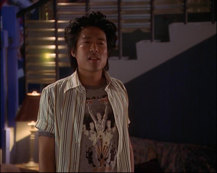 Charmed-Online_dot_net-8x01StillCharmedAndKicking1716.jpg Charmed-Online_dot_net-8x01StillCharmedAndKicking1716.jpg