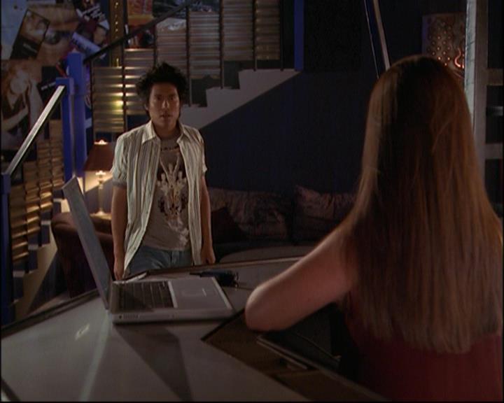 Charmed-Online_dot_net-8x01StillCharmedAndKicking1721.jpg Charmed-Online_dot_net-8x01StillCharmedAndKicking1721.jpg