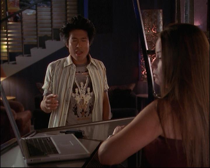 Charmed-Online_dot_net-8x01StillCharmedAndKicking1724.jpg Charmed-Online_dot_net-8x01StillCharmedAndKicking1724.jpg