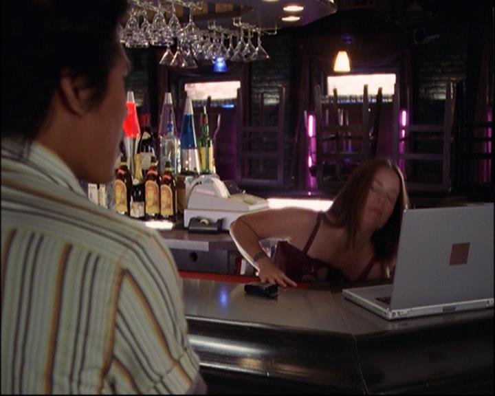 Charmed-Online_dot_net-8x01StillCharmedAndKicking1731.jpg Charmed-Online_dot_net-8x01StillCharmedAndKicking1731.jpg