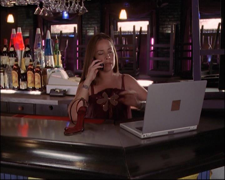 Charmed-Online_dot_net-8x01StillCharmedAndKicking1759.jpg Charmed-Online_dot_net-8x01StillCharmedAndKicking1759.jpg