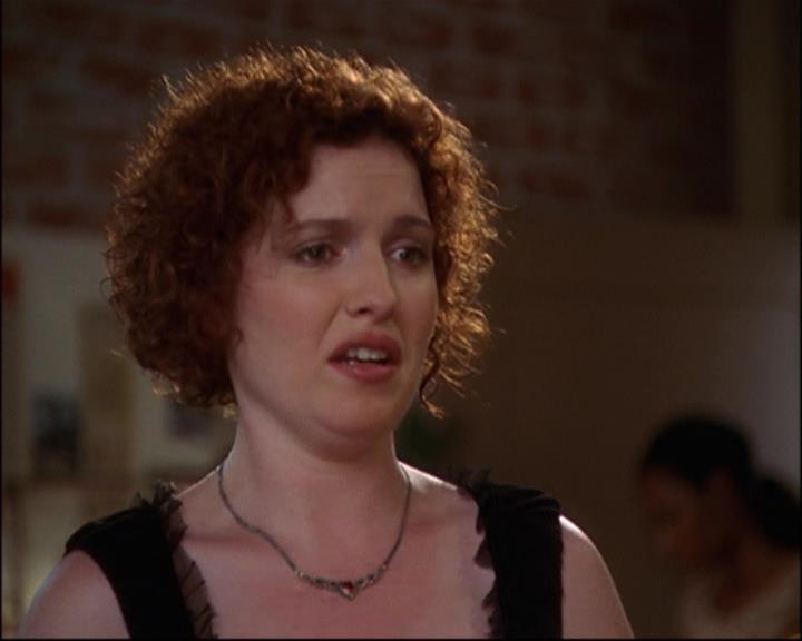 Charmed-Online_dot_net-8x01StillCharmedAndKicking1790.jpg