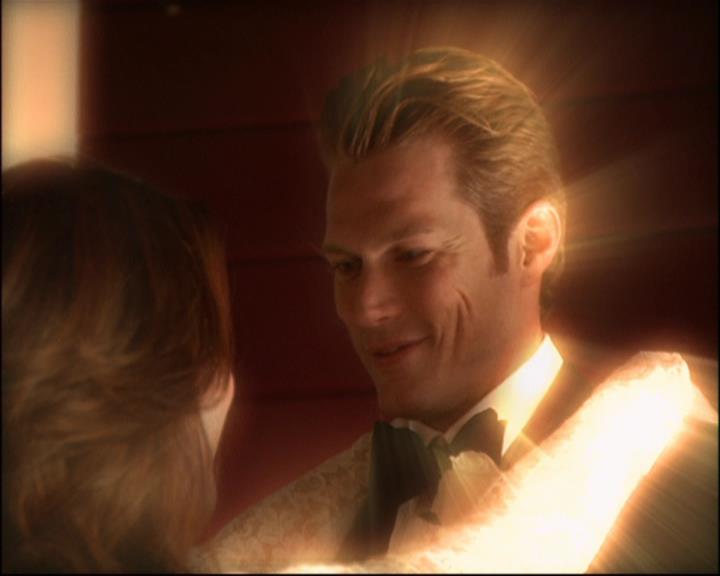 Charmed-Online_dot_net-8x01StillCharmedAndKicking1954.jpg Charmed-Online_dot_net-8x01StillCharmedAndKicking1954.jpg