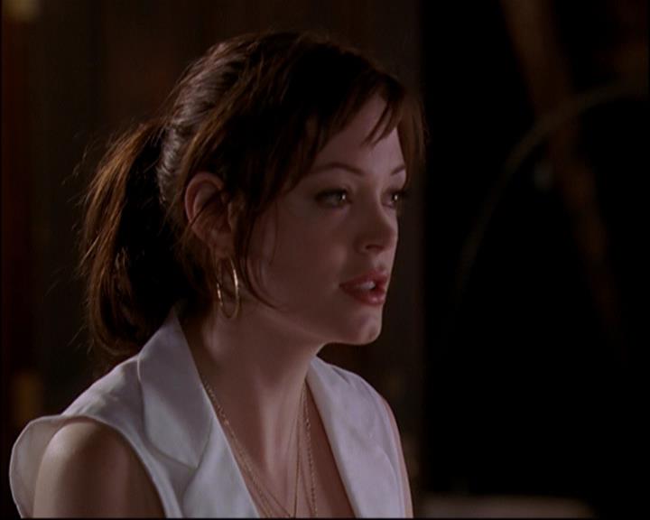 Charmed-Online_dot_net-8x01StillCharmedAndKicking2102.jpg Charmed-Online_dot_net-8x01StillCharmedAndKicking2102.jpg
