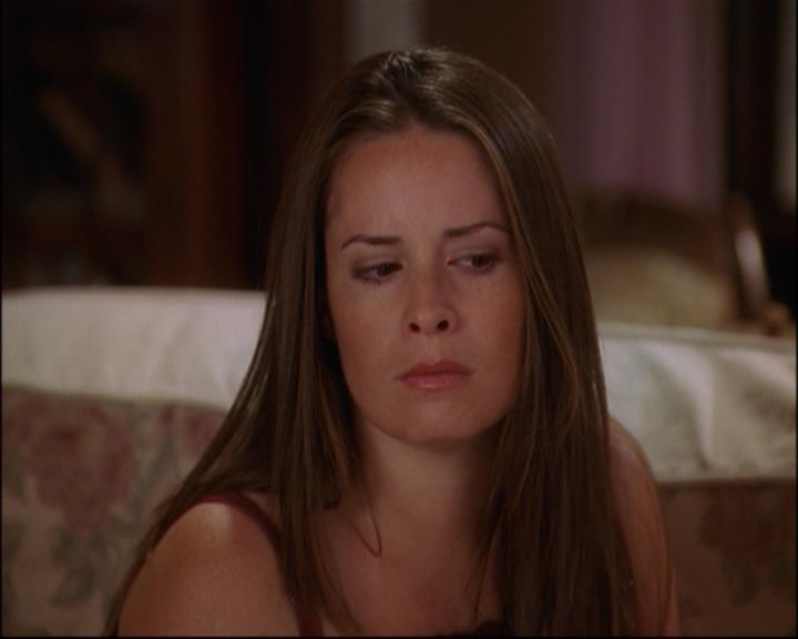 Charmed-Online_dot_net-8x01StillCharmedAndKicking2367.jpg Charmed-Online_dot_net-8x01StillCharmedAndKicking2367.jpg
